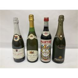 Vintage bottle of Martini Ross 14.7%, 75cl, Monte Christo Cream Sherry, Clubland White Port, wine etc (8)