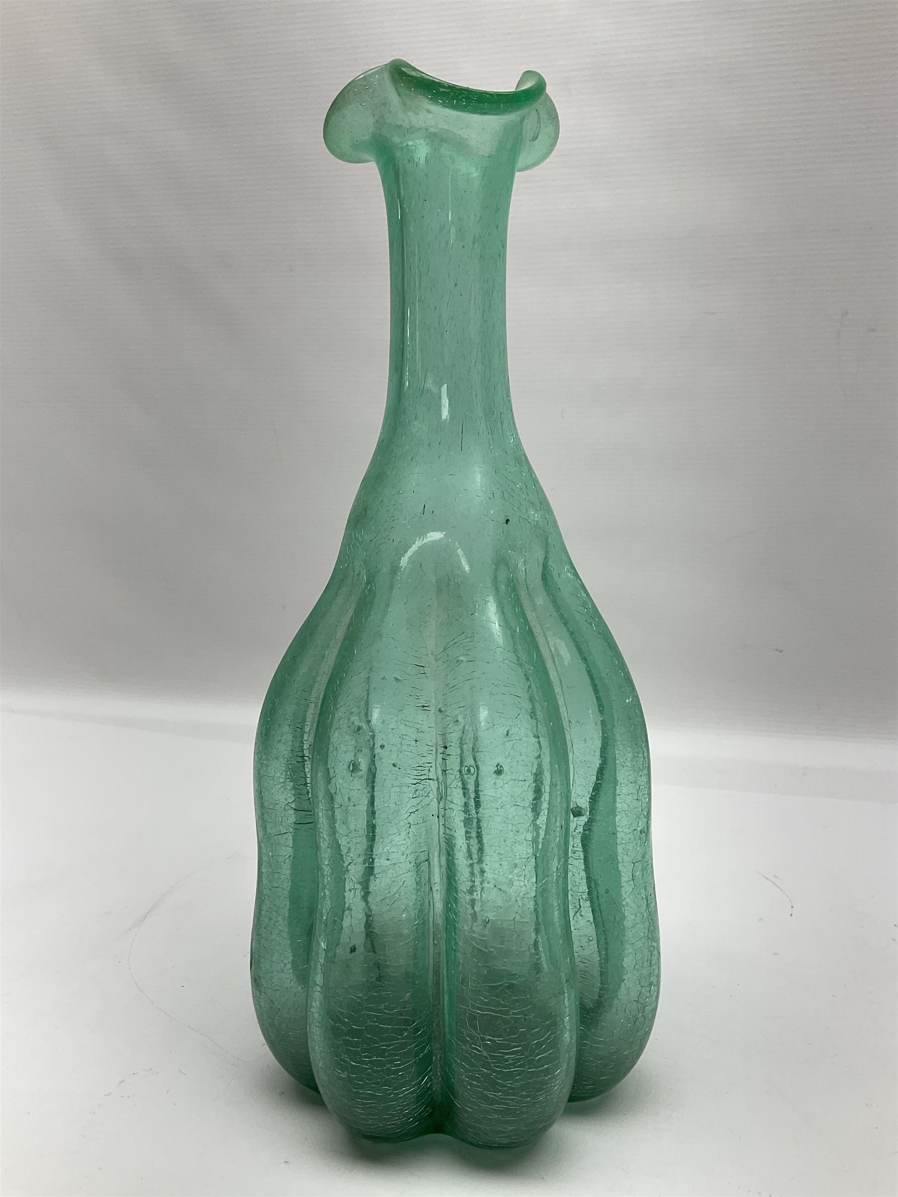 Murano green glass vase in the style of Barovier and Torso, the crackle design styled as a gourd with a fluted rim, H32cm