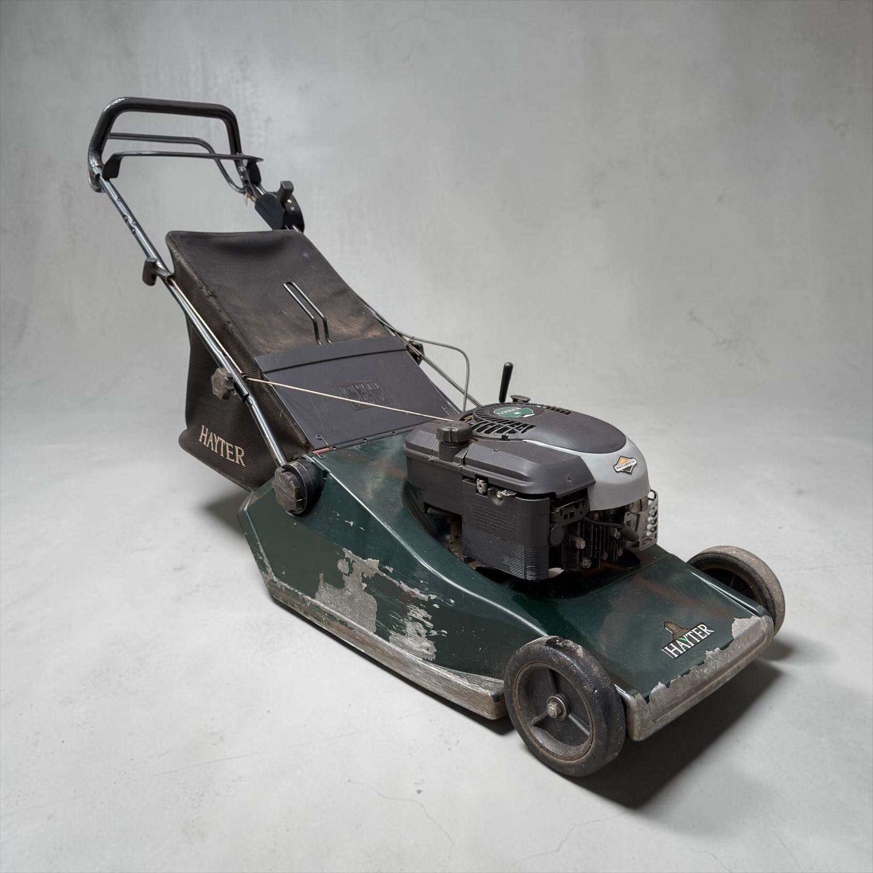 Hayter - Harrier 48 petrol lawnmower