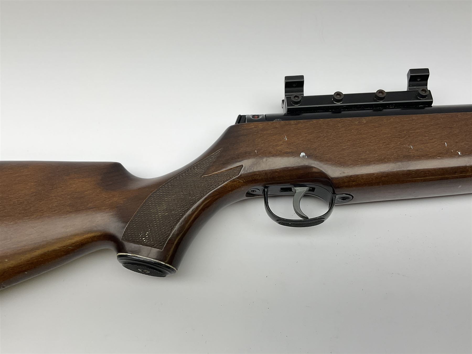 Webley & Scott Webley Eclipse .177 - 4.5cal under lever air rifle with fitted scope mount (no scope), serial no.825427, L111cm overall