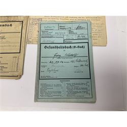 WW2 German Luftwaffe Service Record Folder and Book