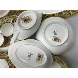 Wedgwood Floral Tapestry Pattern part tea and dinner service, including four tea cups and saucers, two coffee cans and saucers, four soup bowls, four bowls, four open tureens, meat platter etc (35)