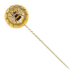 19th / early 20th century 18ct gold Essex crystal bee stick pin, the border with bead decoration