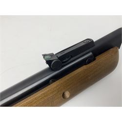 BSA Meteor Mk7 .22 air rifle with break barrel action L110cm overall no.WE-331279-14; in original cardboard box NB: AGE RESTRICTIONS APPLY TO THE PURCHASE OF THIS LOT.