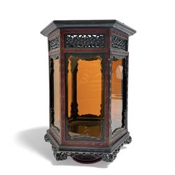 20th century Chinese lacquer lantern of 