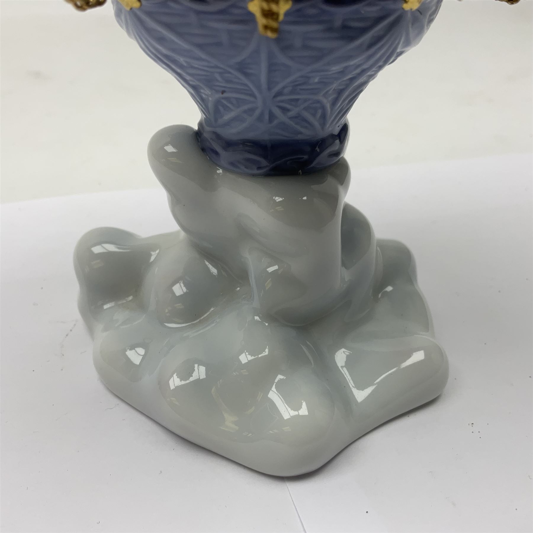 Lladro Flying High, modelled as a hot air balloon, with brass chains to suspended blossom filled basket, no 6523, with original box, H23cm