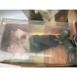 Large collection of Wallace & Gromit collectables, including four Born to Play  figures, clocks, composite figures, etc, in four boxes   