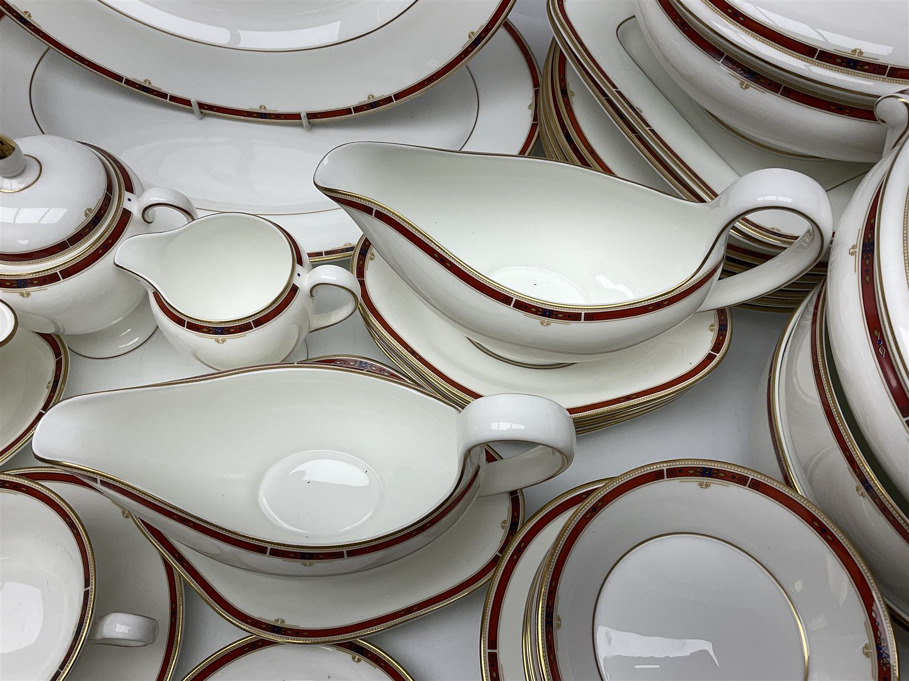 Wedgwood Colorado pattern dinner and coffee service for eight, to include coffee pot, milk jug, covered sucrier, coffee cans and saucers, dinner plates, side plates, twin handled bowls, four covered vegetable tureens etc (92)
