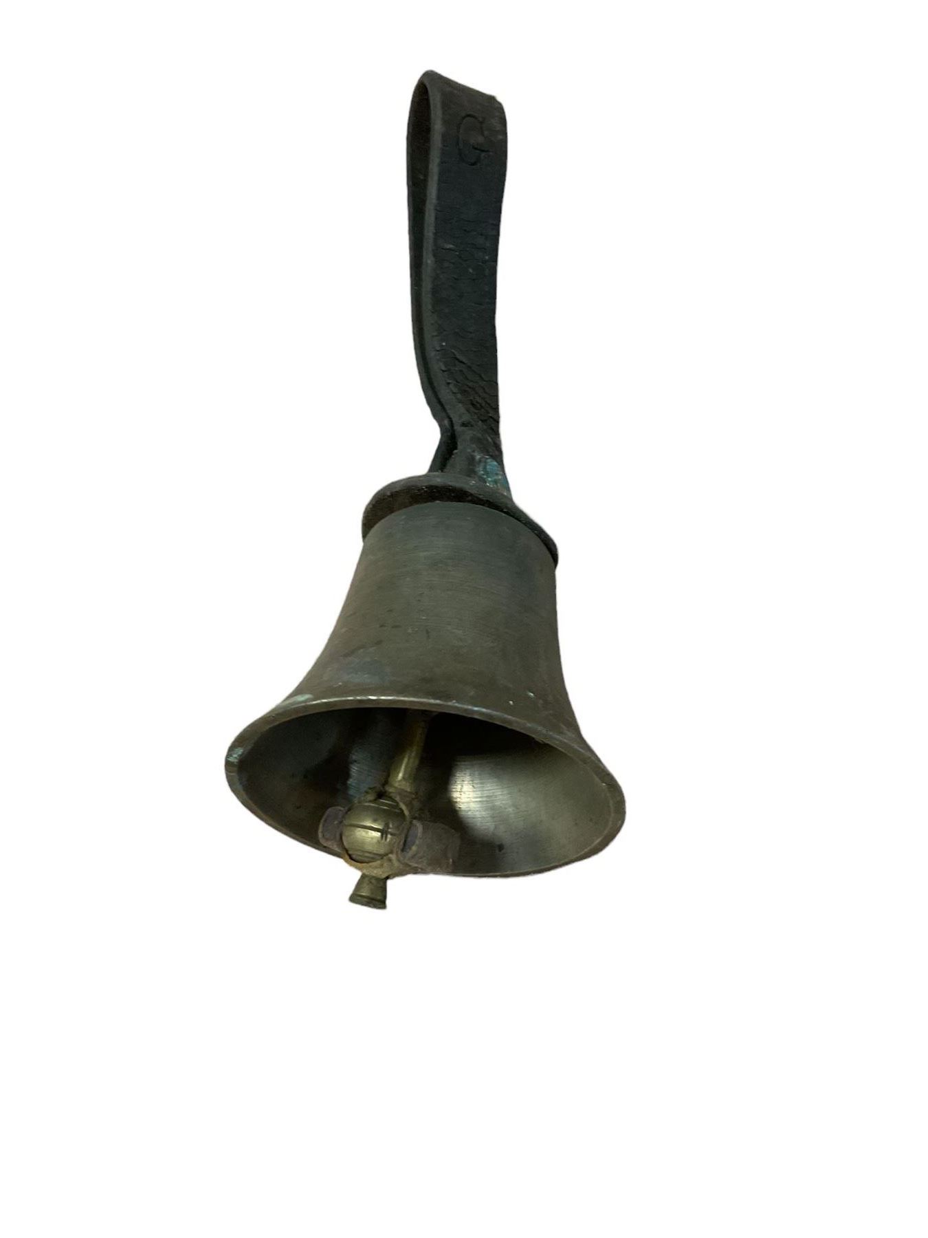 Collection of 44 late 19th century brass church/musical handbells with leather straps by James Shaw Brothers of Bradford and bells marked G.W. possibly cast by the George Welch bell foundry, London.
The number of bells and stated notation, some at different pitch, is as follows;
5 “C”, 4 “D”, 5 “E”, 4 “F”, 5 “G”, 5 “A”, 6 “B”.
3 “F#”, 4 “C#”,1 “Db”, 1 “G#”, 1”A#”.
Two of the bells are minus their clappers and one bell has no leather strap.
