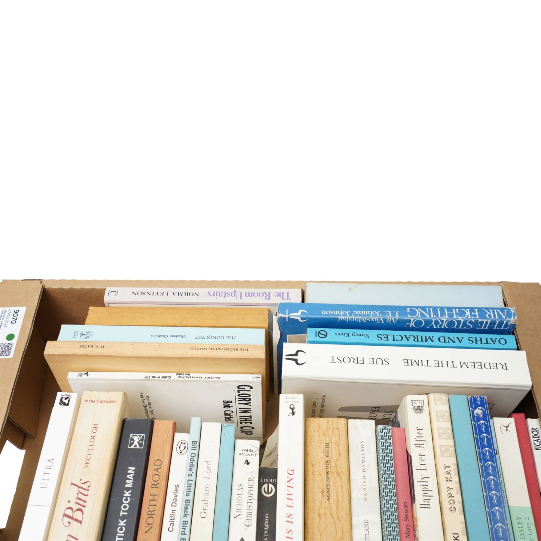 Quantity of contemporary uncorrected proof and advanced reading copies by James Clavell, Lynn Redgrave, Bill Oddie etc