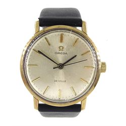 Omega De Ville 9ct gold gentleman's manual wind wristwatch, on black leather strap 