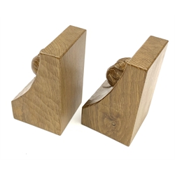 'Mouseman' pair adzed oak bookends by Robert Thompson of Kilburn, carved mouse signature to each end, H16cm