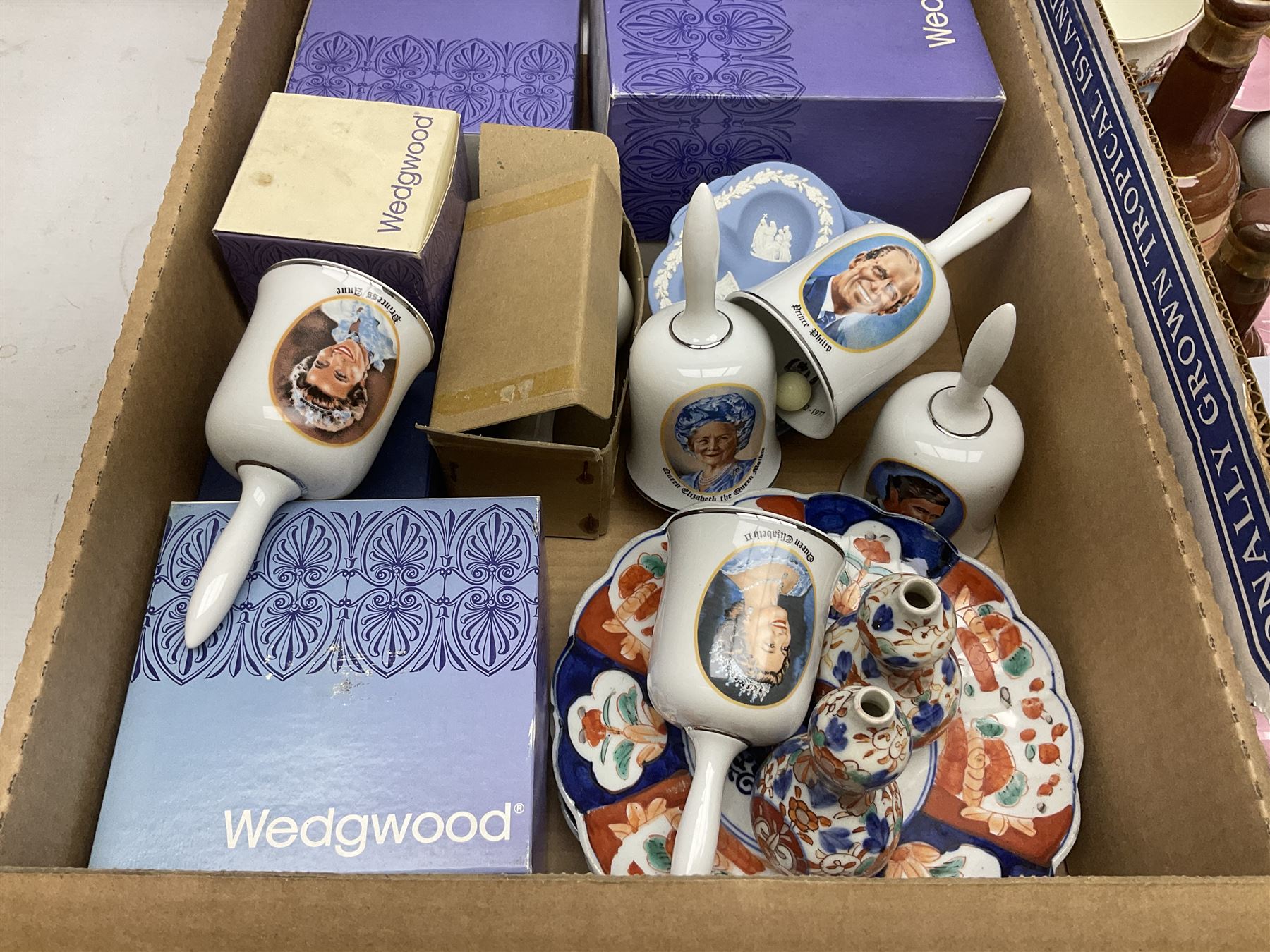 Collection of Wedgwood Jasperware, to include candy box with lid, miniature vase, trinket dishes, together with other collectables in six boxes 