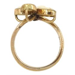 9ct gold stone set flower design ring, hallmarked