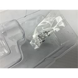 Graham Farish by Bachmann 'N' gauge - Class 31 diesel locomotive no.5826, Class 25/1 locomotive no.D5177 and Class 08 diesel shunter locomotive no.D3785 (3)