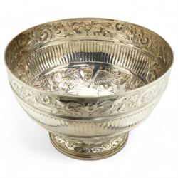 'Delwood Trophy in Memory of Col. H.H. Wilberforce' - A large Victorian silver rose bowl embossed with masks, wings, scrolls etc on a short pedestal foot D29cm London 1882 Maker Walter & John Barnard 