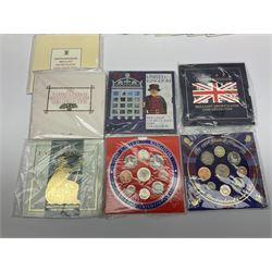 Twenty-two Queen Elizabeth II United Kingdom uncirculated coin collections, dated 1982 to 991 inclusive, 1994 to 1999 inclusive and 2000 to 2005 inclusive, all in card folders 