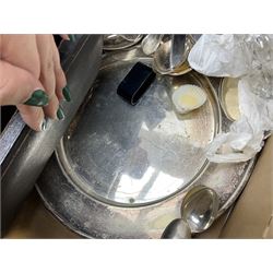 Quantity of silver plate, to include fish knives and forks with silver ferrules, halmarked, Coalport and Cutlass cased teaspoons, bowls, tankard, flatware etc, together with two wooden canteen cases, in two boxes 