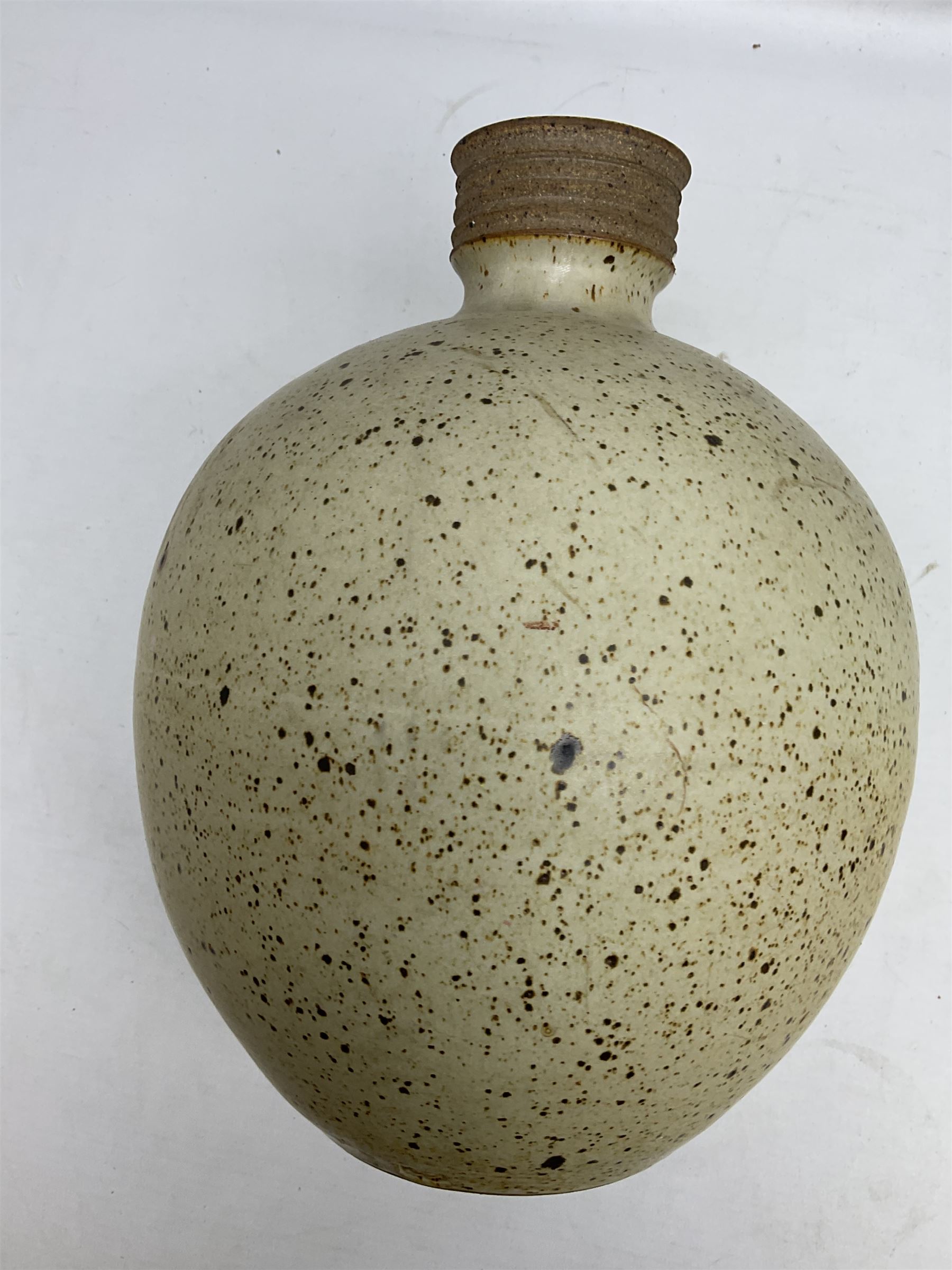 David Lloyd Jones (1928-1994): Stoneware vase of globular form with speckled glaze and impressed LJ seal mark, H29cm