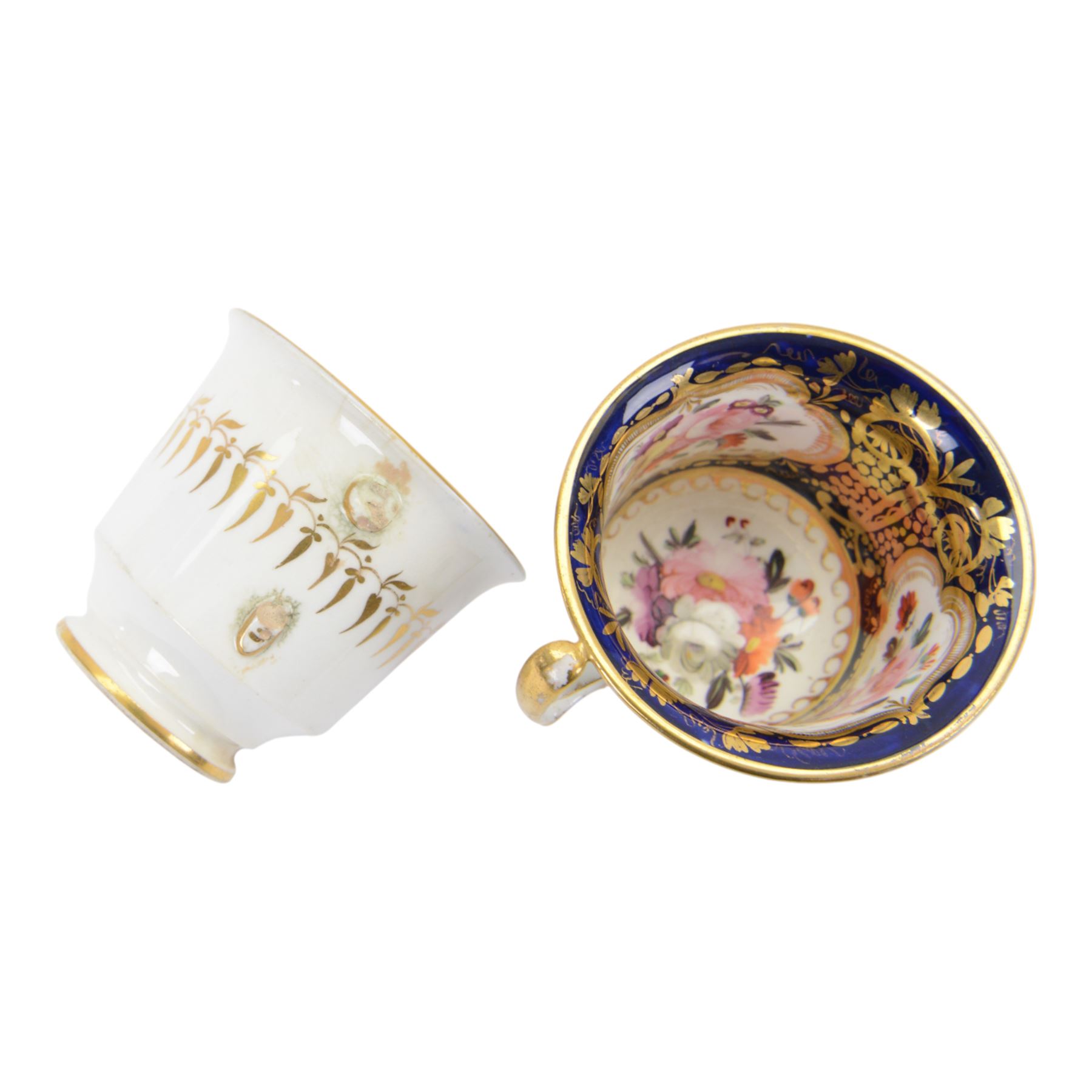 Coalport teawares, circa 1820-1840, comprising set of four trios, coffee cups, teacups and saucers, and slop bowl, decorated in the 830 pattern, with floral sprays and gilt shaped reserves, two further coffee cups and saucers, decorated with floral sprays upon blue grounds/with blue borders, and a similar coffee cup