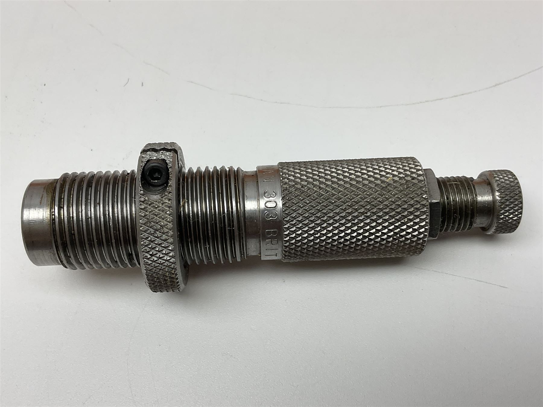 Two sets of reloading dies by Lyman comprising .303 British and  .44 Magnum; both in original boxes with paperwork