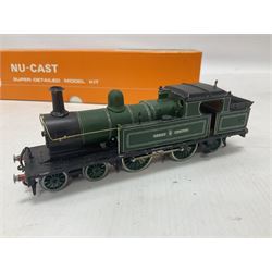 ‘00’ gauge - two kit built steam locomotives comprising NC 118 Nu-Cast LNER C13 (ex Great Central) 4-4-2 Tank locomotive no.67404 in BR black with original box; together with similar Great Central 4-4-2 Tank locomotive in green (2) 