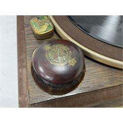 His Master's Voice Lumiere Gramophone, model no. 460 c1925, oak cased table top model with 12