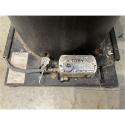 Deville Polle de Campagne 9253.0 multi fuel heater 