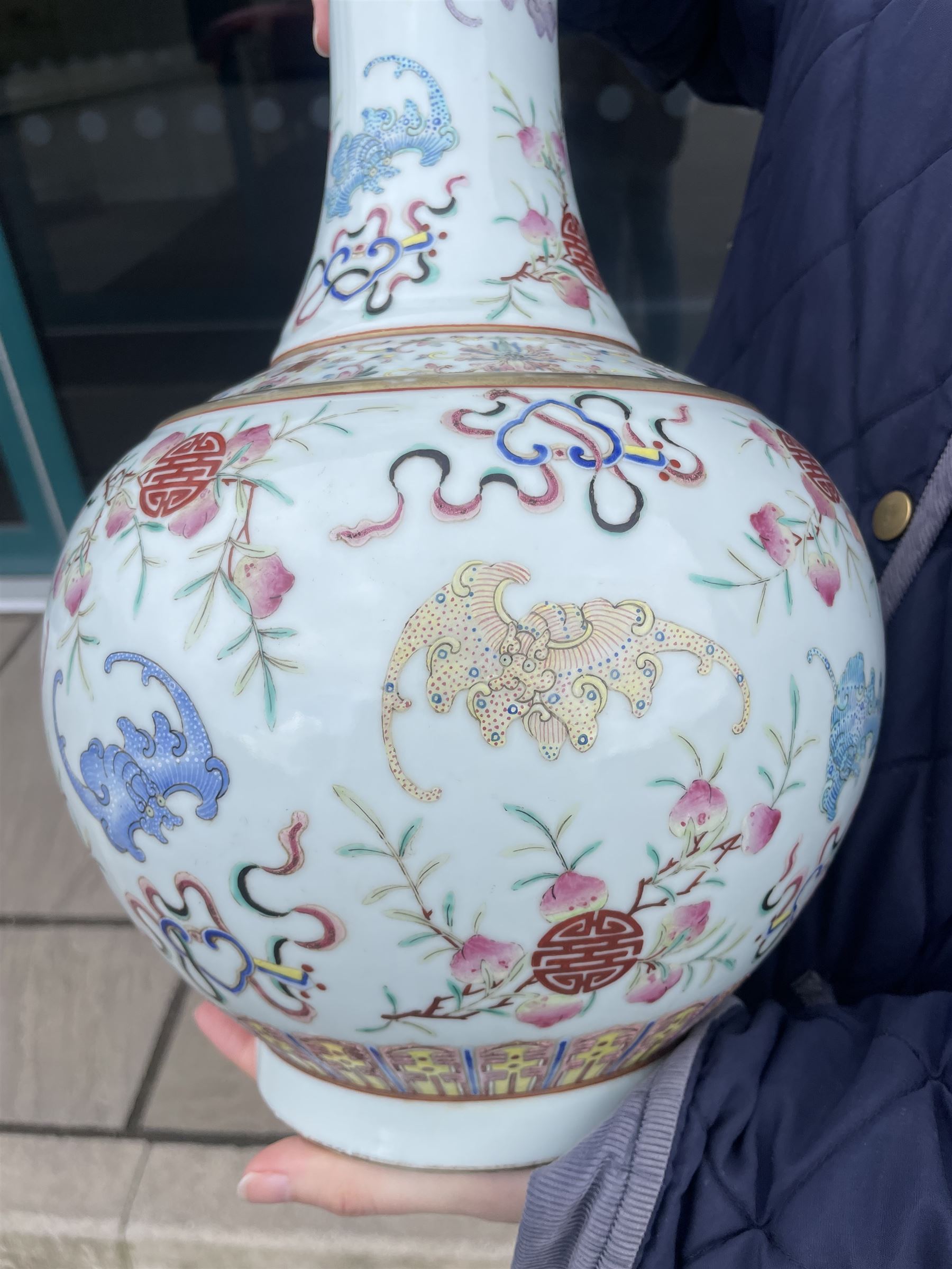 Chinese Qing Dynasty famille rose baluster vase decorated with bats, peaches etc with Tongzhi marks H40cm