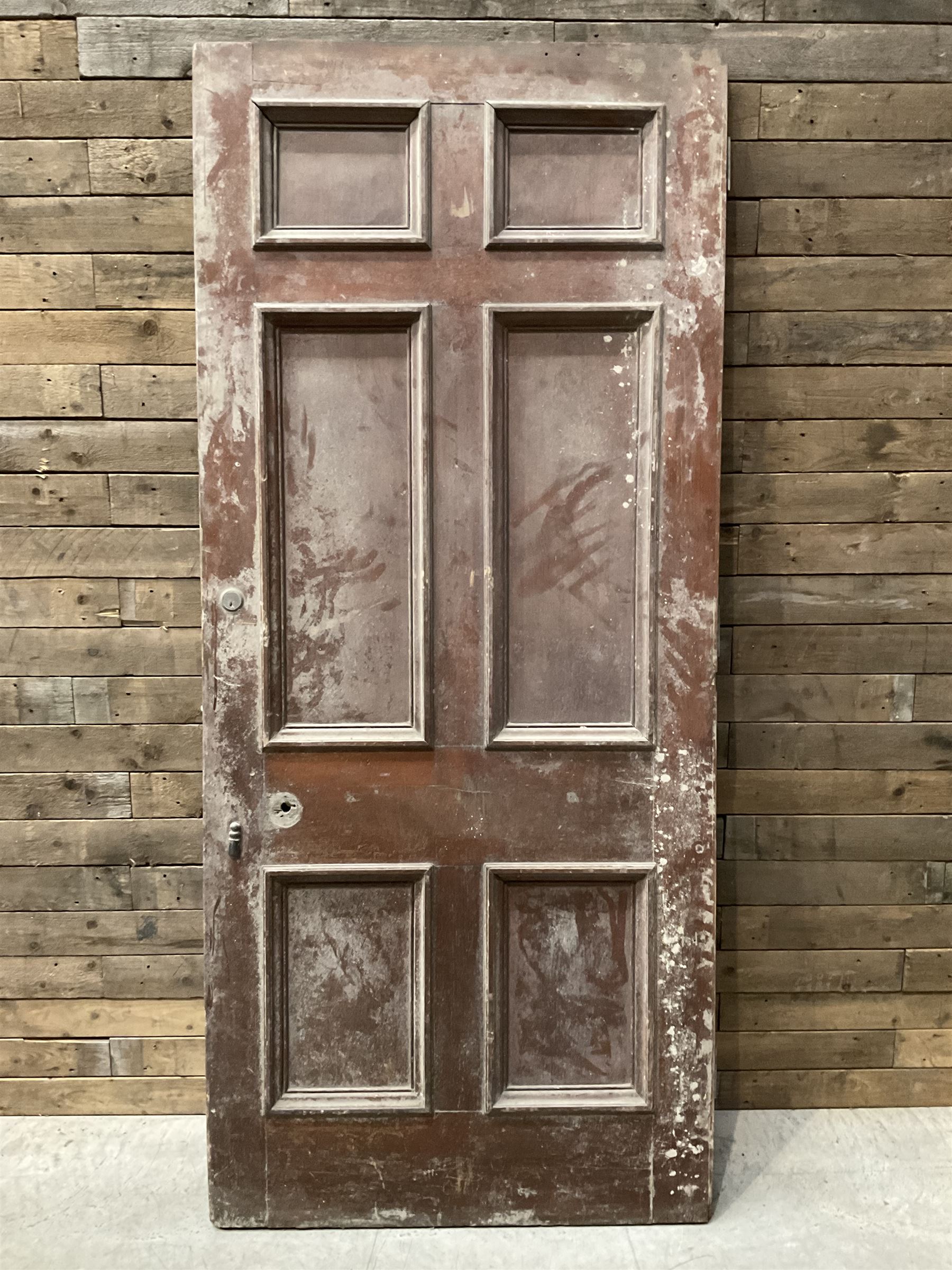 Five 19th century heavy pitch pine six panel doors

226cm x 99cm
228cm x 99cm
228cm x 100cm
228cm x 100cm
228cm x 99cm