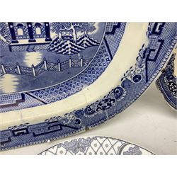19th century and later blue and white dinner wares, including meat plates in willow pattern and Wood & Sons Yuan patterned wares (10)