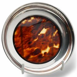 Silver Armada style dish D12cm in Barbara Cattle box London 1974, small silver circular photograph frame London 1914 Maker William Comyns, another small frame and a silver and tortoiseshell pin dish (4)