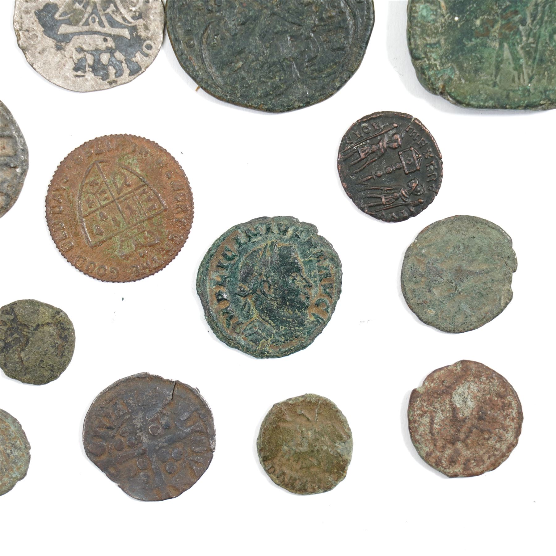 Collection of predominantly Roman bronze coinage with some Saxon and later examples (19)
