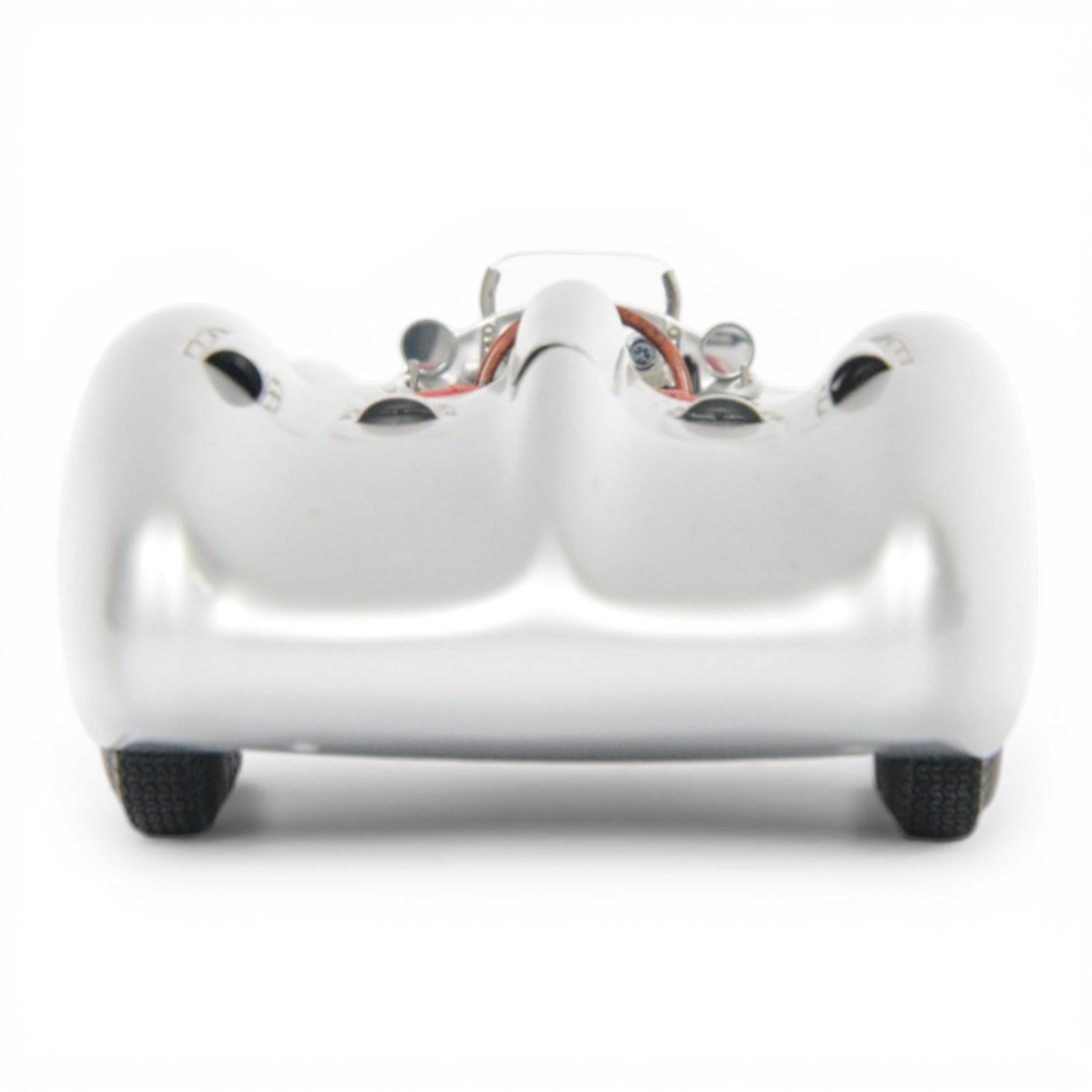 CMC 1:18 scale diecast model car no.M044 Mercedes Benz W196R 1954/55 Streamliner Body in silver, boxed