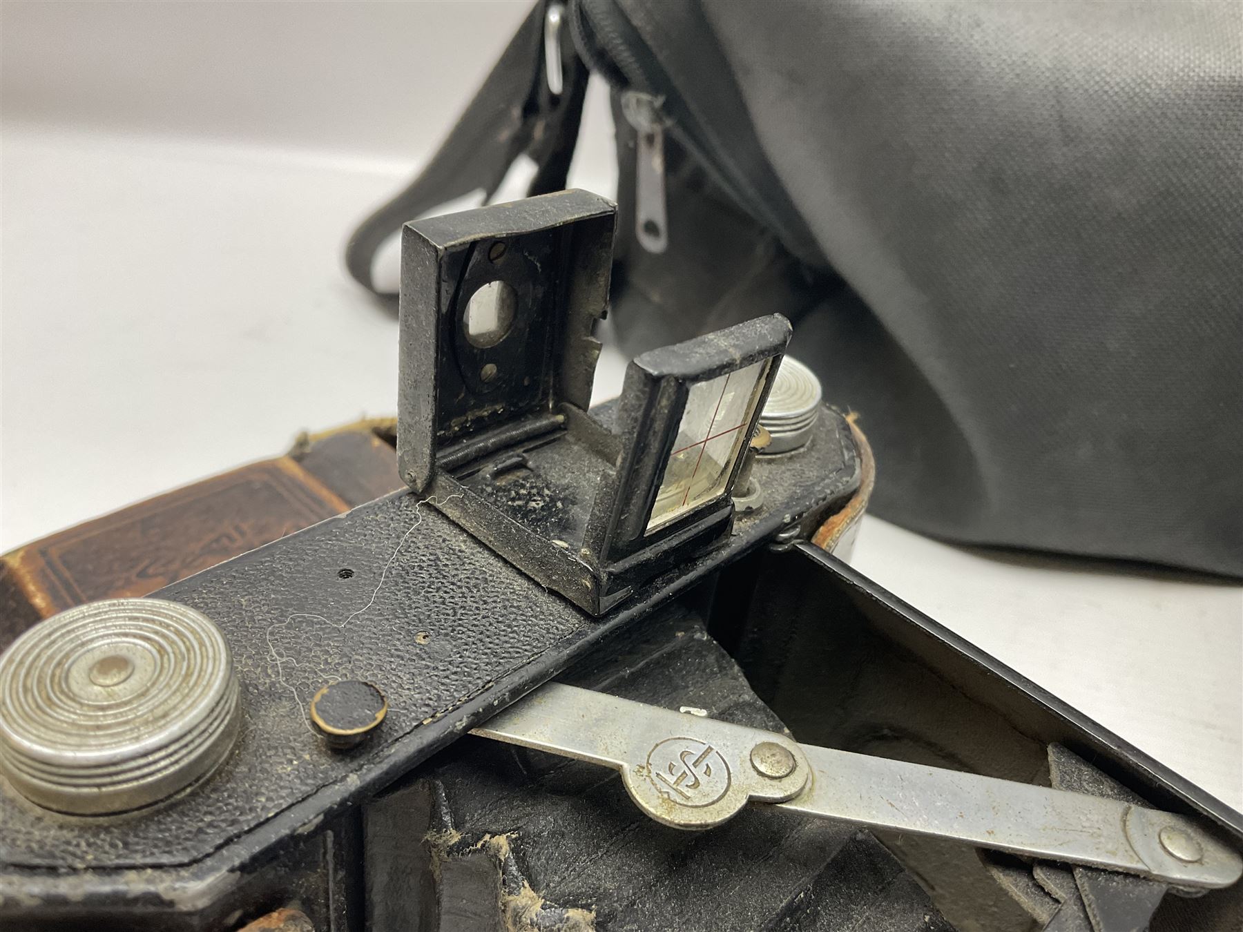 Canon A1 camera body, serial no 775843, together with 'Canon Lens FD 200mm 1:4 lens' serial no 24432, together with Semi Minolta folding camera, Canon 'Zoom FD 35-105mm 1:3.5-4.5' lens, Canon 'Macro Focusing Zoom 72mm Hanimex HMC 28-200mm' lens and other camera equipment  