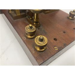 GPO telegraph morse code machine, marked GPO 10235 and Baseboard.S.C.MKII, in wooden carry case, case H16cm, L26cm 