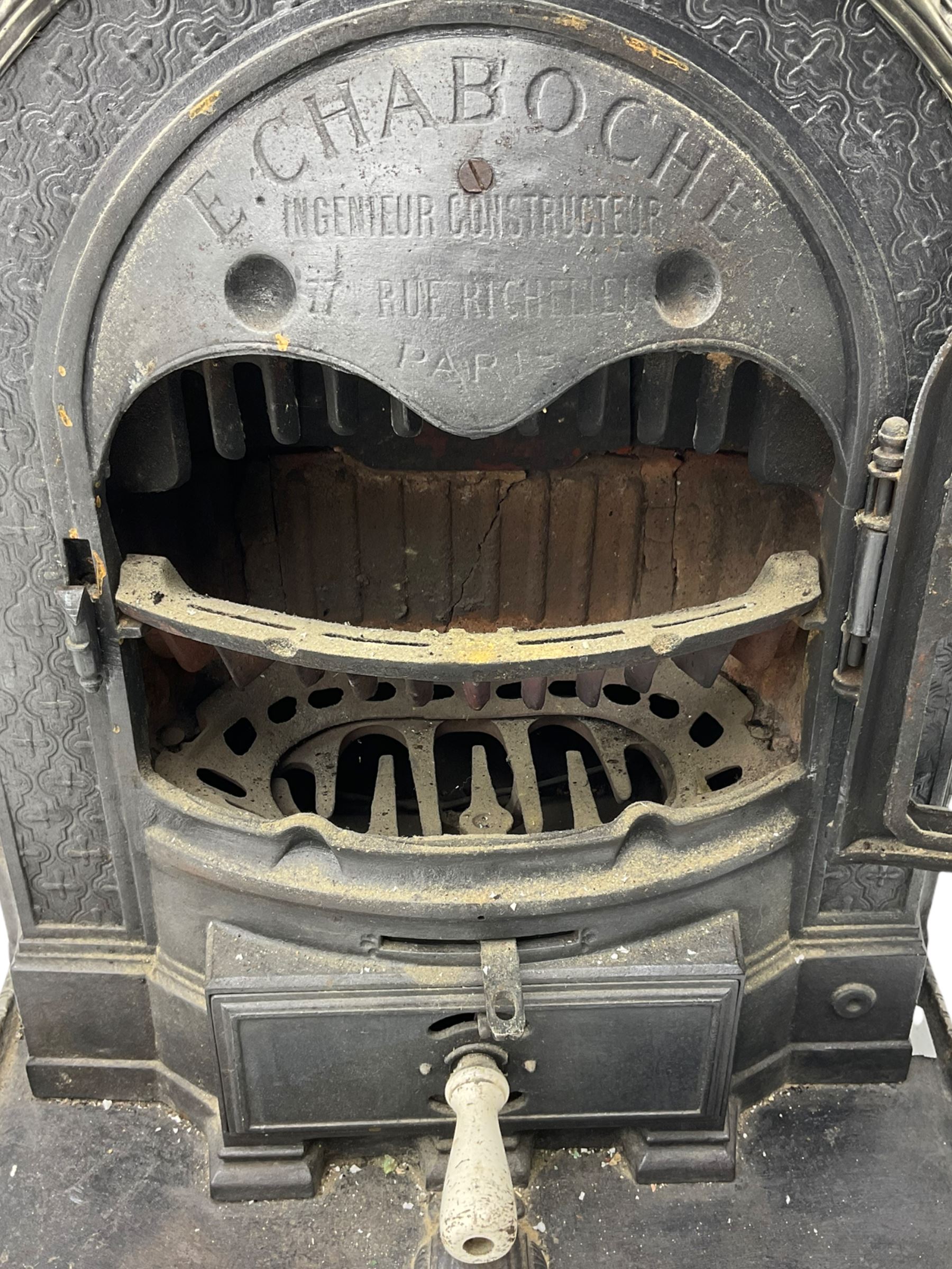 Early 20th century French La Salamandre cast iron stove