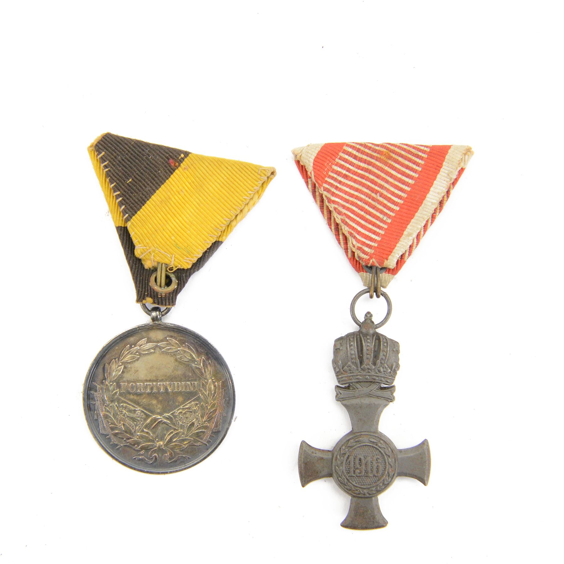 Imperial Austrian medals comprising Iron Cross for Merit 1916 and Bravery medal 