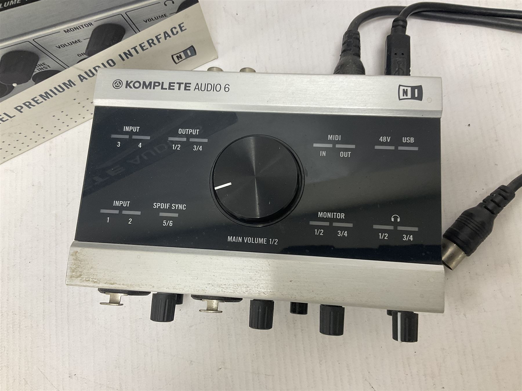 Native Instruments Komplete Audio 6, six channel audio interface, boxed with instructions and installation discs