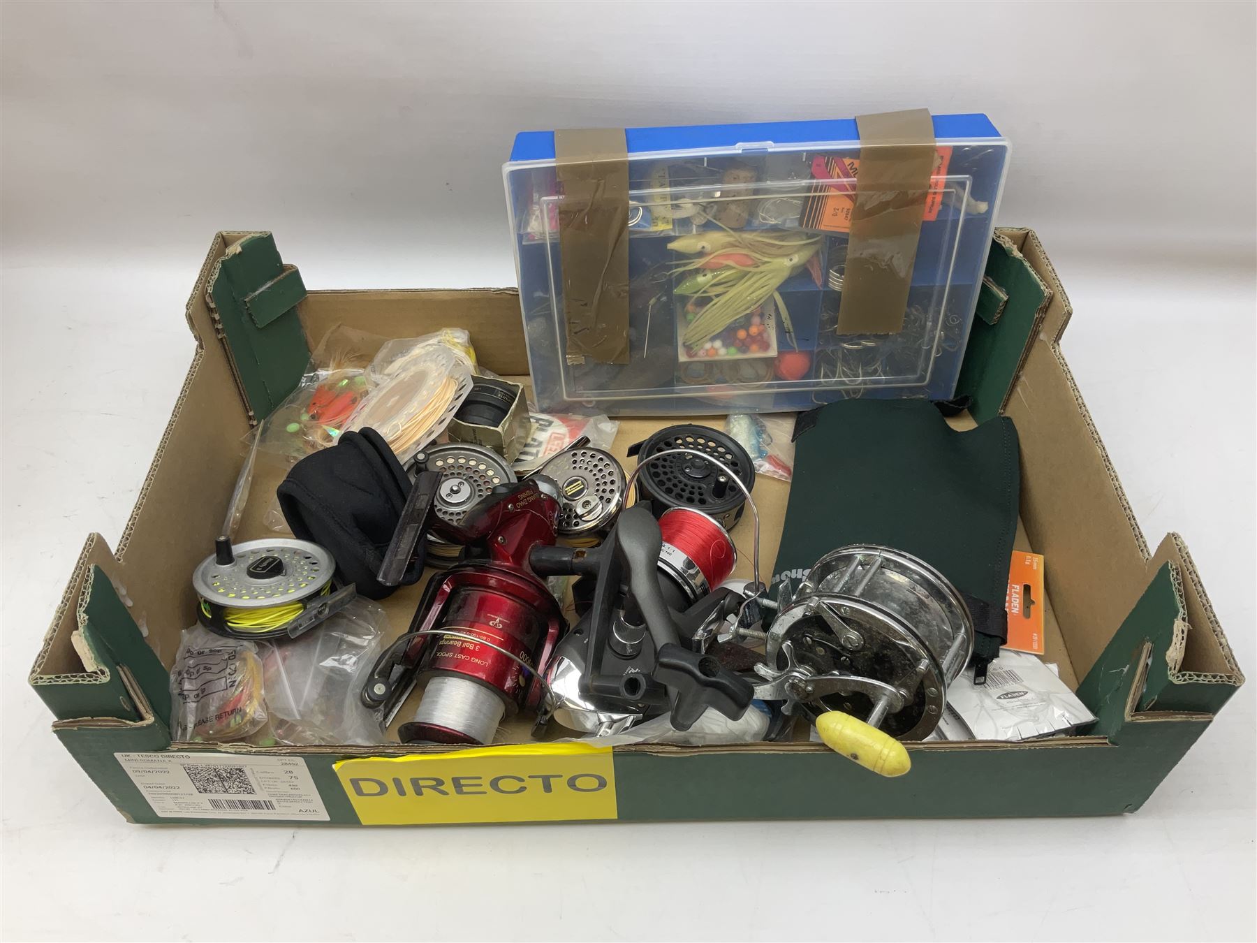 Quantity of fly and sea fishing rods and accessories, to include Shakespeare Boat 210 rod, Daiwa rod and others, and Guang Zhao FLD9000 course fishing reel, Beachmaster 7000FD, Rimfly II amd Penn Super Mariner, tackle etc