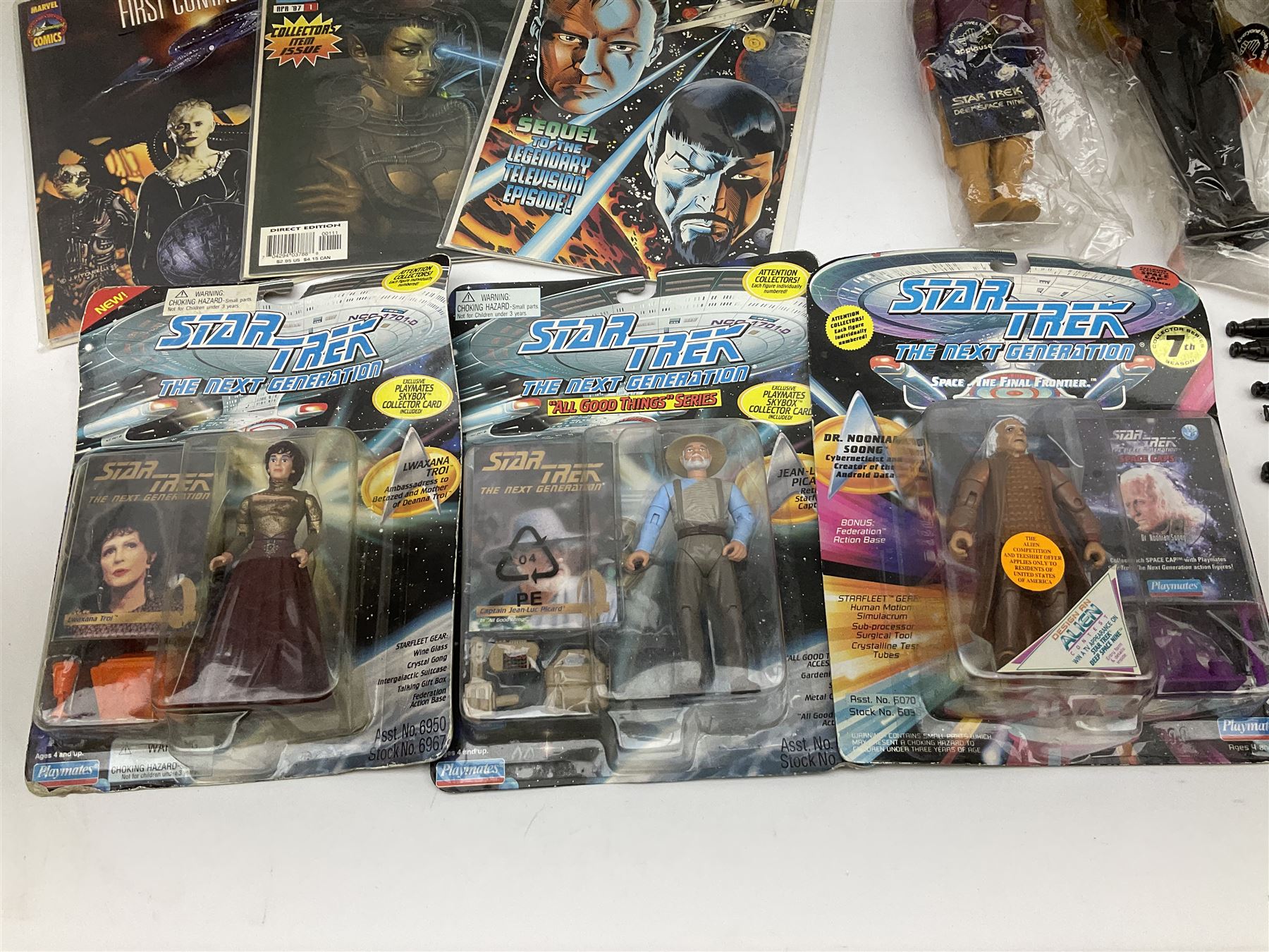 Quantity of Star Trek memorabilia and promotional merchandise including action figures, calendars, mobile kit, collector's fact cards, models etc; many in original packaging