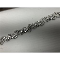 Maurice Lacroix gentlemans quartz wristwatch, 92127, with gold plated case, date apeture and leather strap, together with a Swarovski Crystal bracelet, two silver brooches and two costume brooches