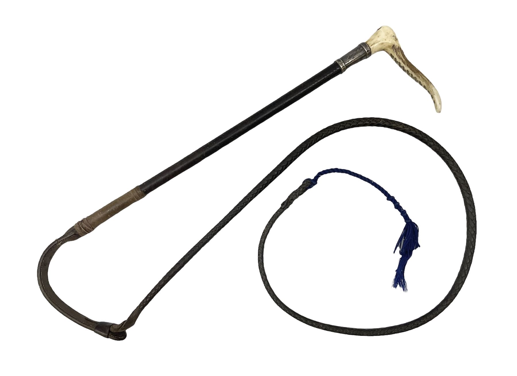 Gentleman's hunting whip, with horn handle and hallmarked silver collar, leather thong and lash, approximate L175cm