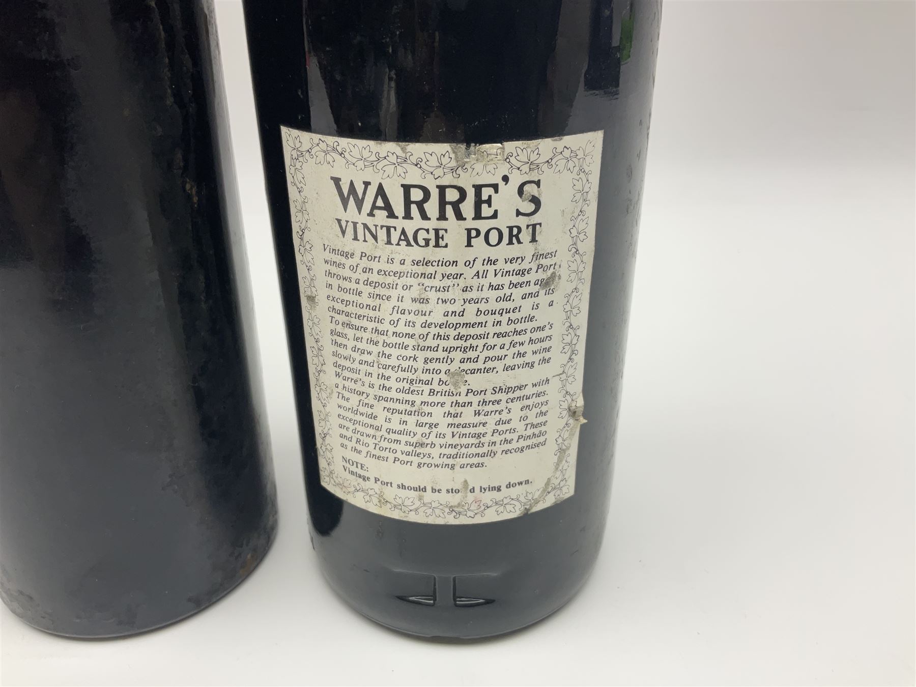Warre's 1985, vintage port, 75cl unknown proof, and Cockburn 1960, vintage port (2)