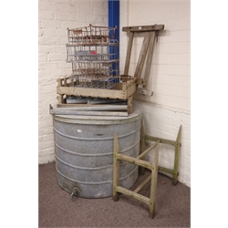  Large early 20th century circular ribbed galvanised water butt, with lid, D100cm, H83cm  