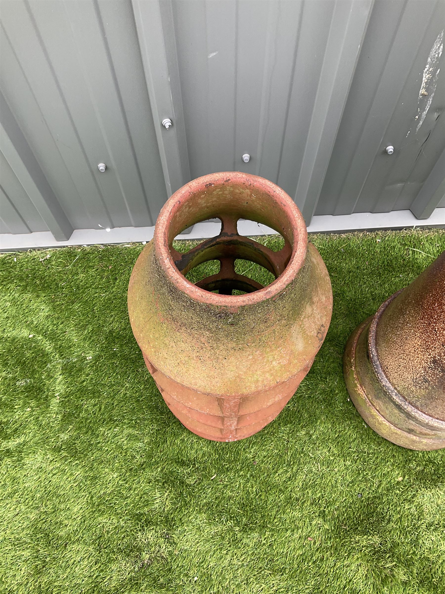 Victorian terracotta tulip top chimney pot, and another chimney pot (2) - THIS LOT IS TO BE COLLECTED BY APPOINTMENT FROM DUGGLEBY STORAGE, GREAT HILL, EASTFIELD, SCARBOROUGH, YO11 3TX