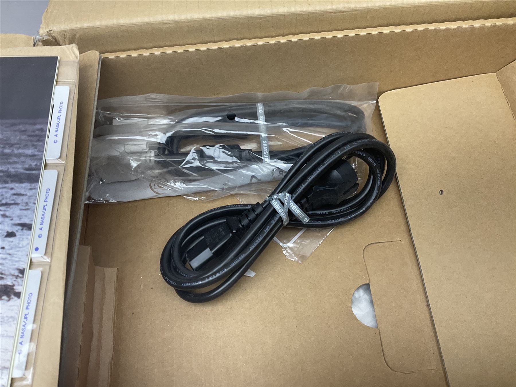 Epson Dreamio EMP-TW10 home projector, Armagh Observatory Apollo slides, and further slides