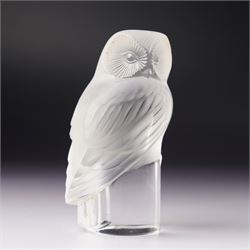 Lalique 'Chouette' frosted glass owl paperweight,  inscribed 'Lalique, France' to plinth, H9cm