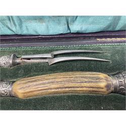 Cased horn handled carving knife set by James Deakin & Sons, Sheffield 