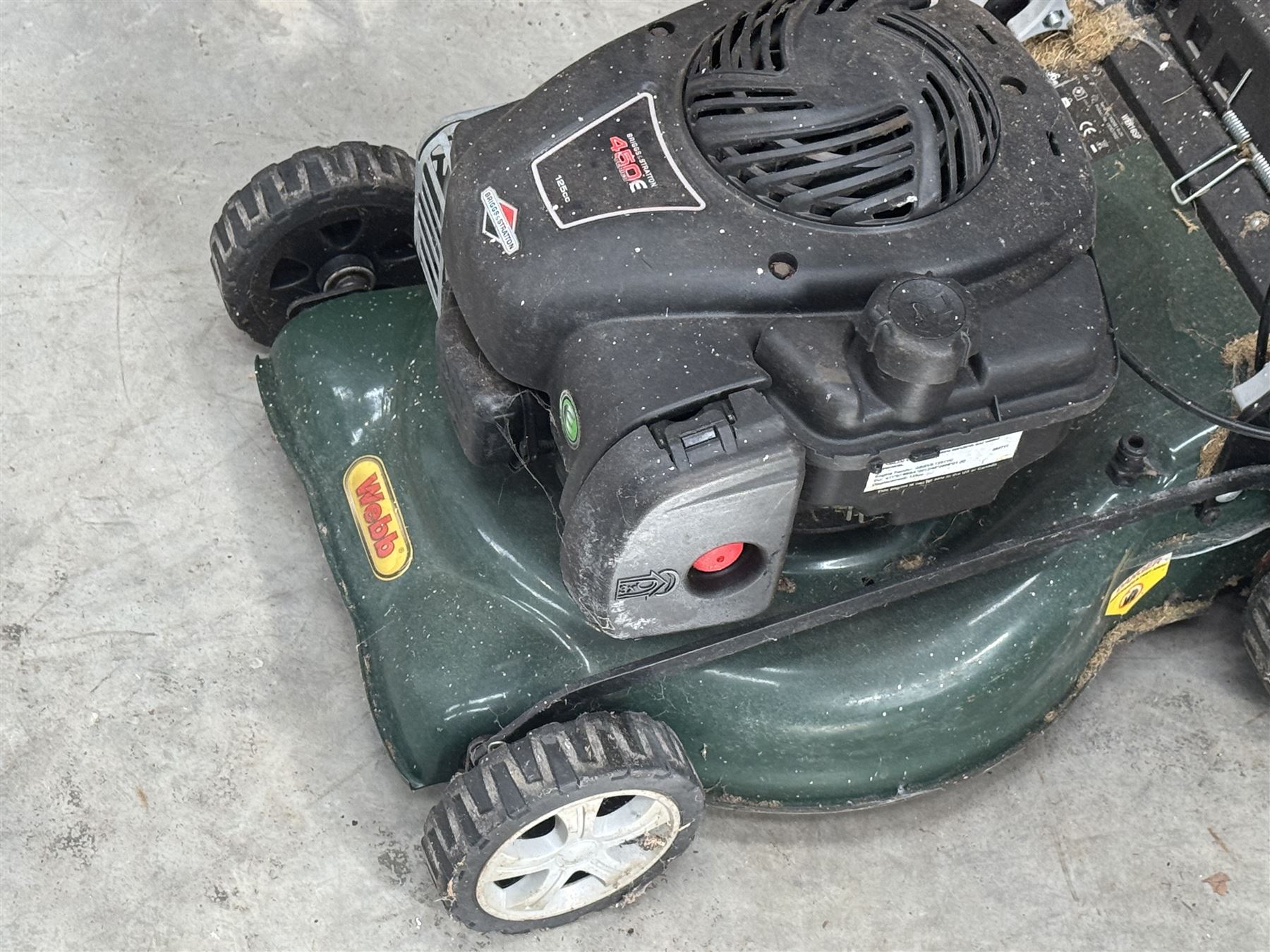Webb petrol lawnmower, with Briggs & Stratton 450E engine